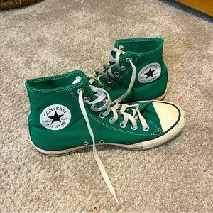 Green Chuck Taylor All Stars size 9 US